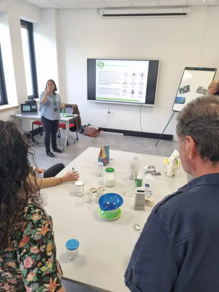 présentation fabrication de lessive en entreprise